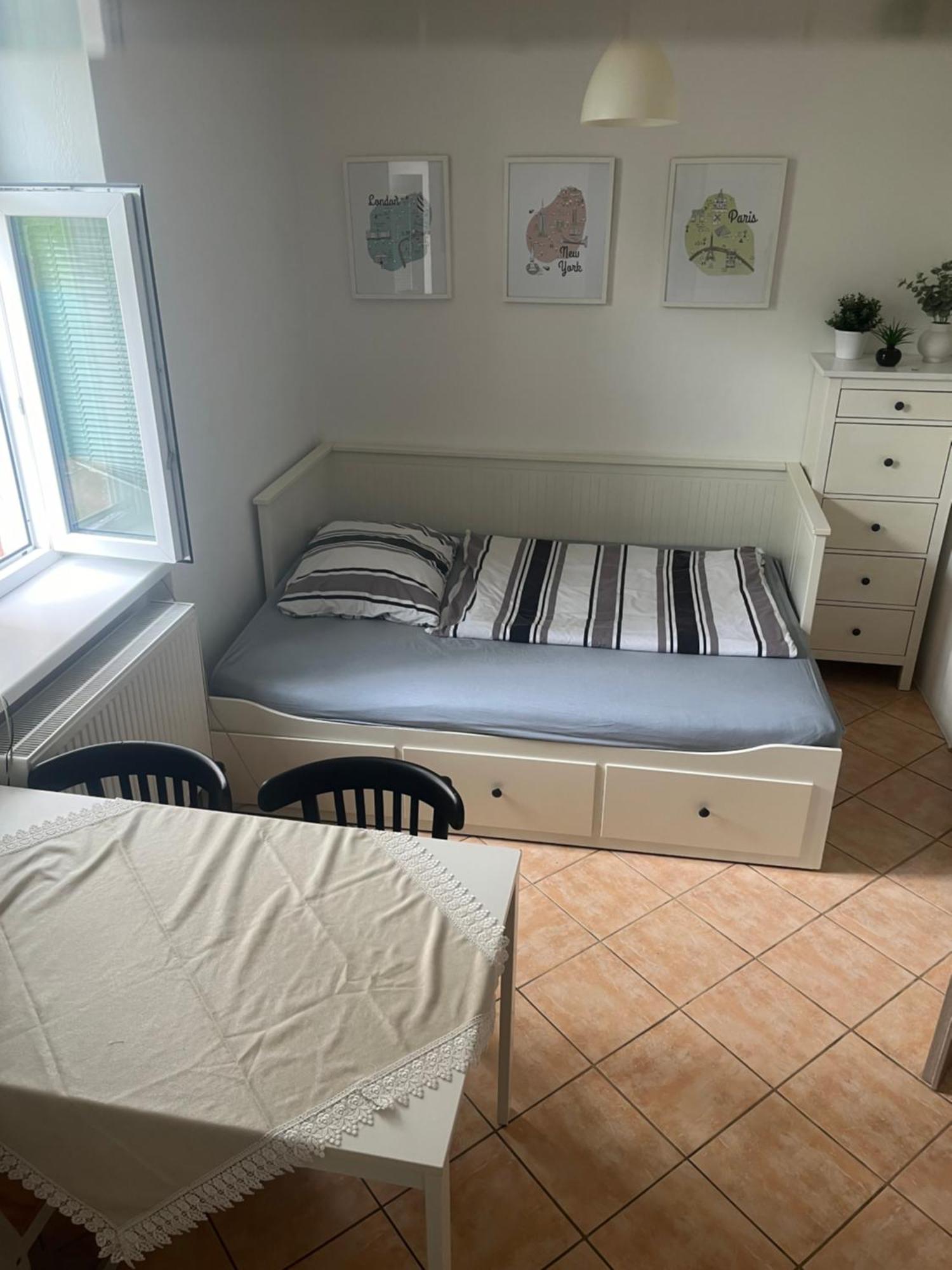 Appartement Apartman Papousek à Znojmo Extérieur photo